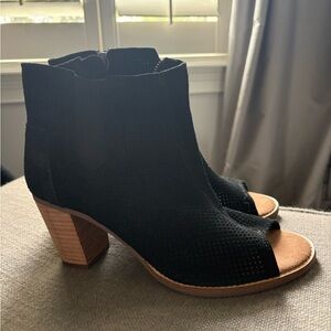 Toms Black Peep-Toe Heeled Boots